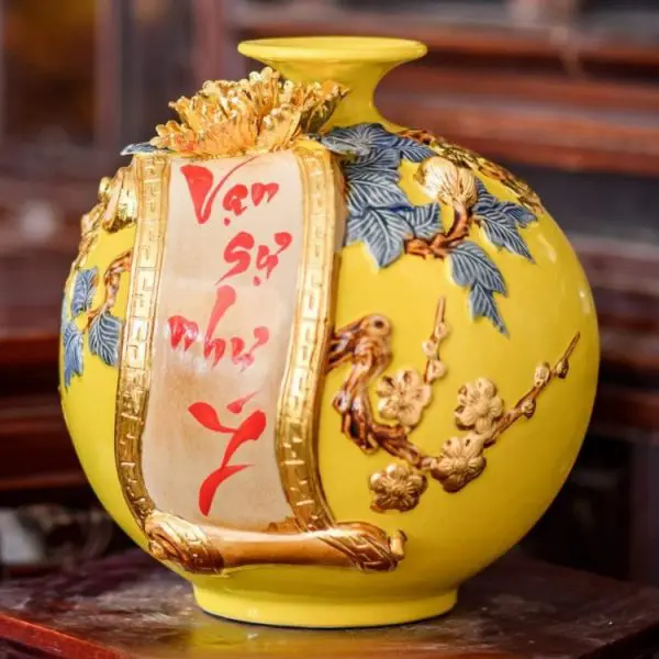 bình hút tài lôc đắp nổi vạn sự như ý dát vàng màu vàng