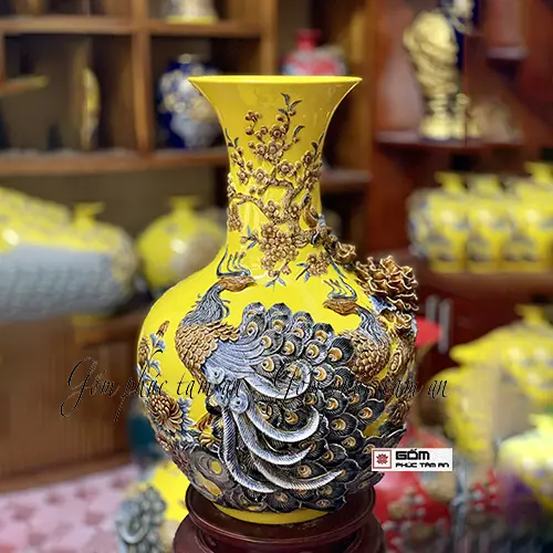 Bình tỏi hút lộc công đào đắp nổi màu vàng cao cấp h62