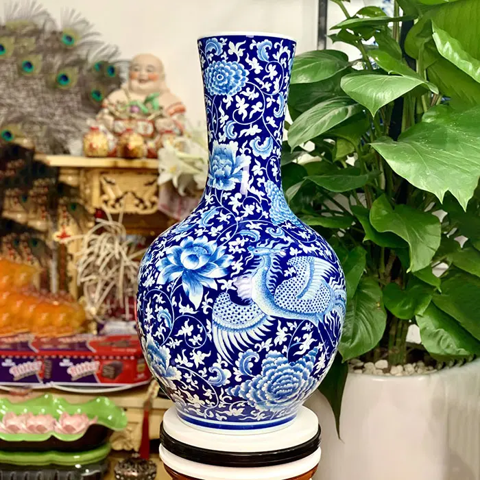 Bình dáng tỏi hoa văn chi tiết vẽ rồng gốm Bát Tràng h60 3 dia-chi-mua-binh-dang-toi-gom-su-chuan-cao-cap-dia-chi-mua-binh-dang-toi-gom-chuan-cao-cap-