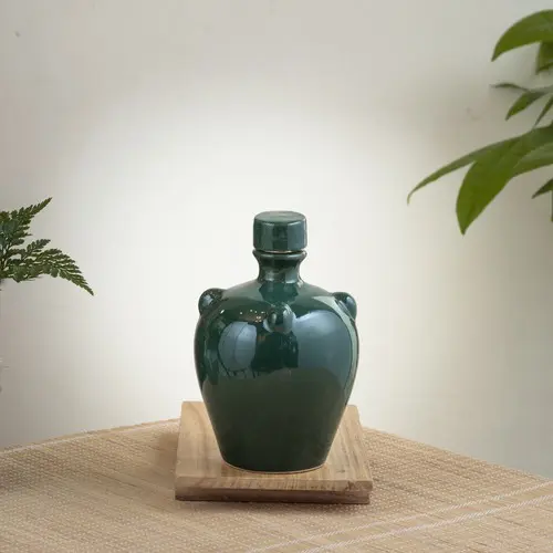 Chai đựng rượu gốm sứ Bát tràng màu xanh