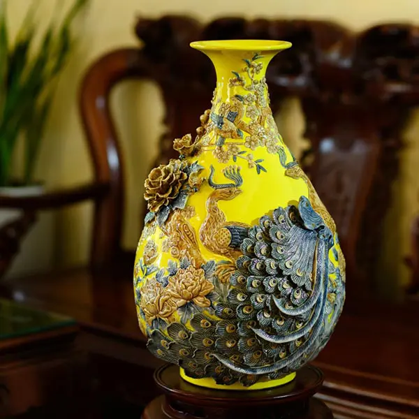 Bình tỳ bà gốm sứ Bát Tràng màu vàng công đào